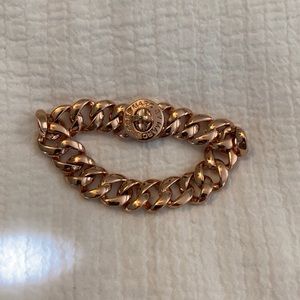 Marc by Marc Jacobs rose gold chain bracelet 7 3/4 inches long.